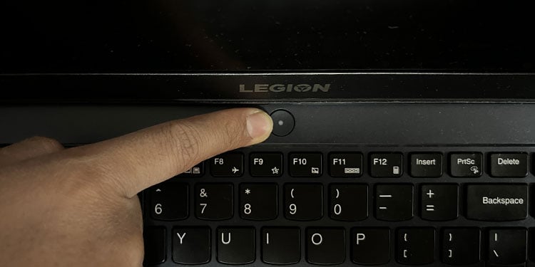 mantenga presionado el botón de encendido-Lenovo