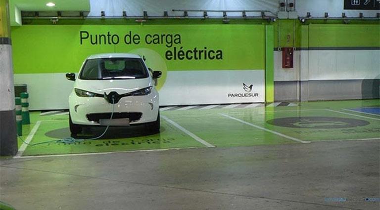 Parkings estaciones carga coches electricos